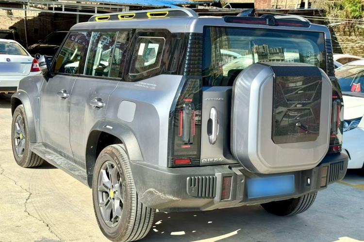 Used JETOUR Traveler 2023 2.0T All-Wheel-Drive CrossPRO
