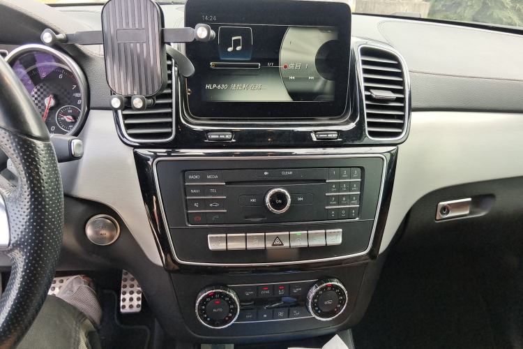 Used Mercedes-Benz GLE 2016 GLE 450 AMG 4MATIC Audio And AC Panel