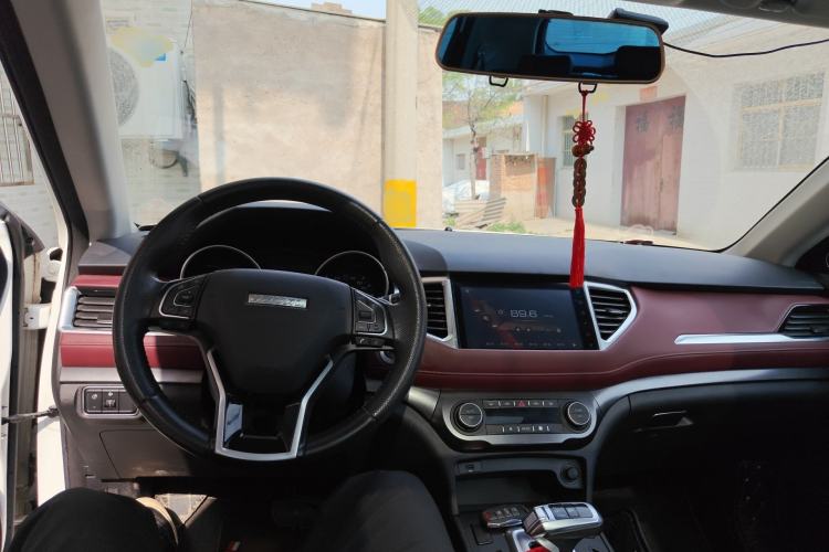 Used Haval H6 Coupe 2019 1.5T Automatic Two-Wheel Drive Elite Version China VI Standard Center Console