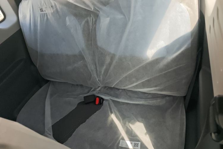 Used Geely Galaxy Panda 2024 Panda Mini 200km Endurance Bear Left Rear Seat