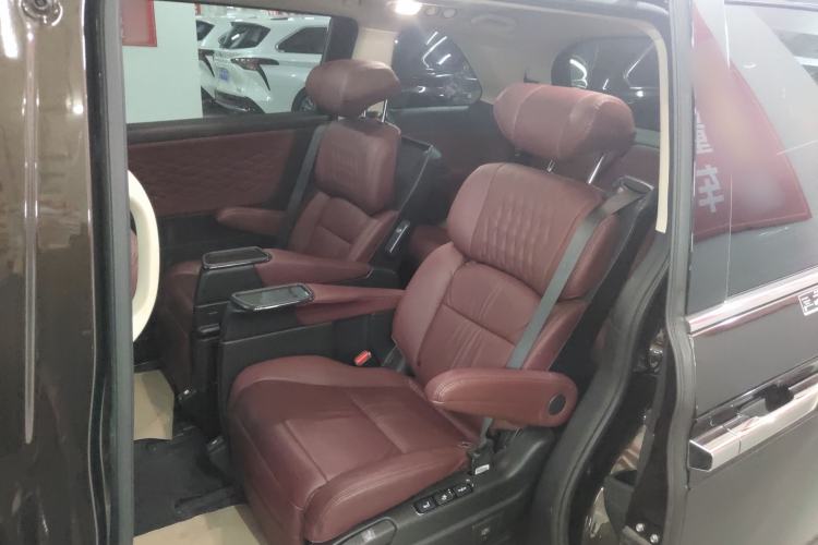 Used Honda Elysion 2022 2.0L eHEV Prestige Edition
