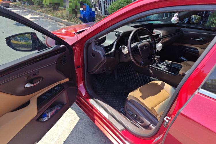 Used Lexus ES 2018 200 Luxury Edition China V Standard Driver Seat