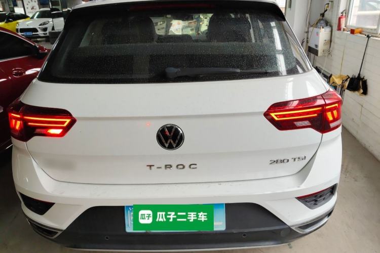 Used Volkswagen T-ROC 2021 280TSI DSG Two-Wheel Drive Comfort Connect Edition