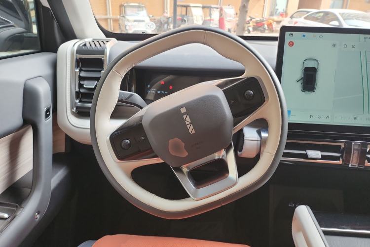 Used iCAR 03 2024 401km Two-Wheel Drive Standard Advanced Version Steering Wheel