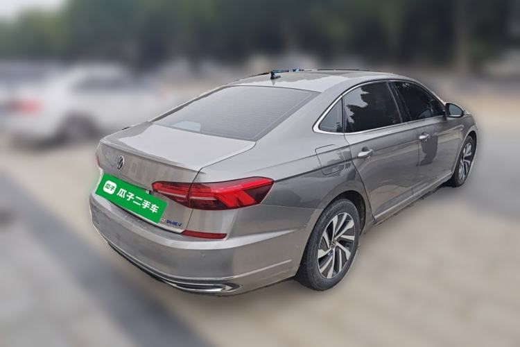 Used Volkswagen Passat New Energy 2020 430 PHEV Hybrid Luxury Edition China VI Standard
