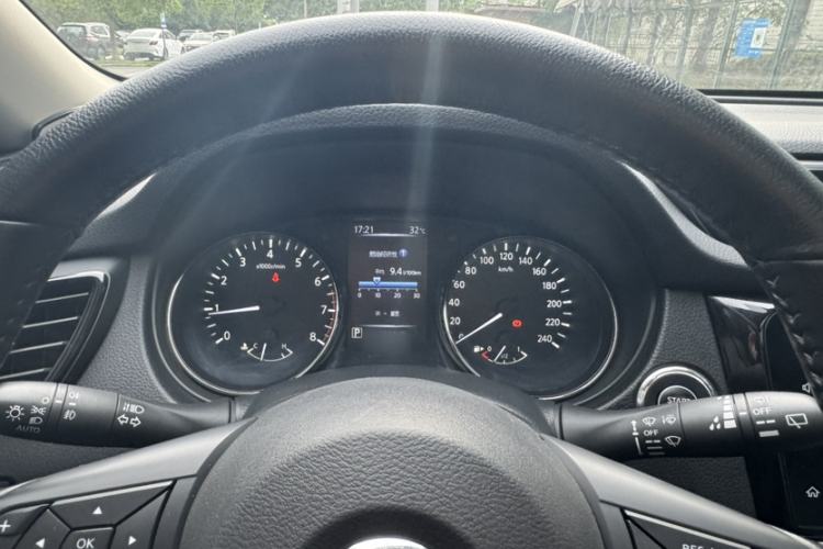 Used Nissan X-Trail 2022 Revised Version 2.0L Two-Wheel Drive Smart Connect & Comfort Edition Instrument Cluster