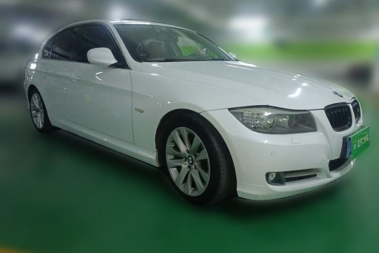 Used BMW 3 Series 2011 320i Luxury Edition
