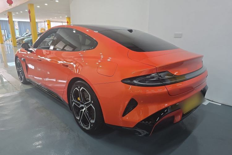 Used Xiaomi Auto SU7 2024 Four-Wheel Drive Ultra-Long Range Advanced Intelligent Driving Max Edition
