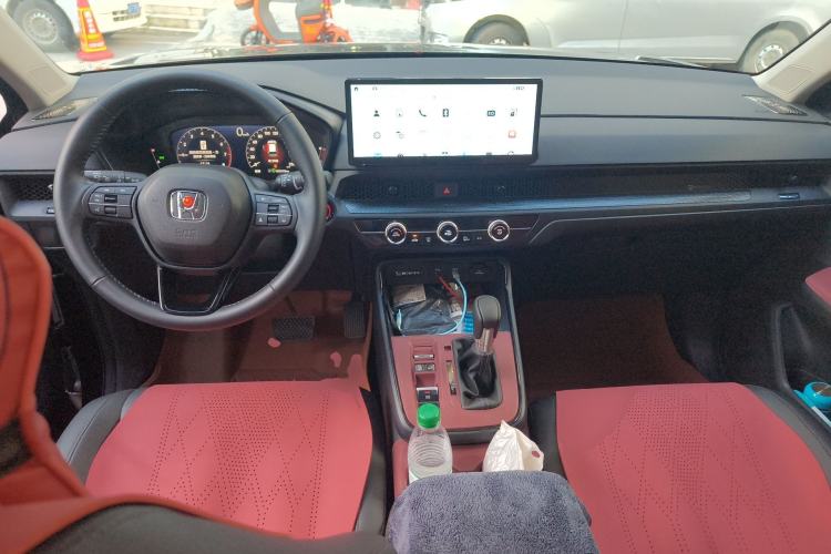 Used Honda CR-V 2026 Global 30th Anniversary Model 240TURBO Two-Wheel-Drive Fashion 5-Seater Edition Center Console