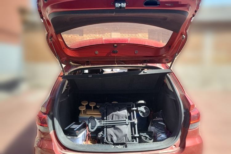 Used Kia KX Cross 2017 1.4L AT GLS
