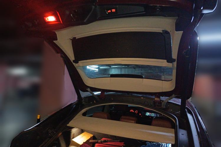 Used BMW 5 Series GT 2014 528i Leading Model Trunk