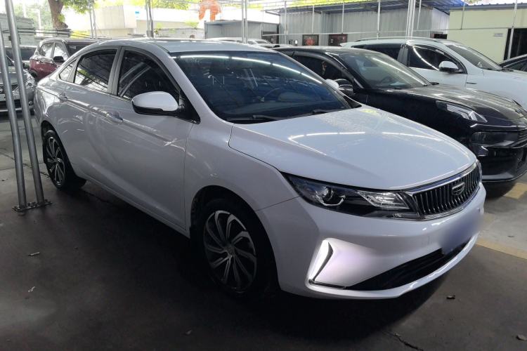 Used Geely Auto Emgrand GL 2021 UP 1.4T CVT Luxury Edition Front Right 45 Deg