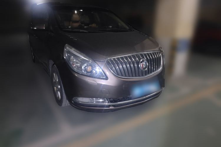 Used Buick GL8 2014 3.0L XT Luxury Business Flagship Edition Front Right 45 Deg