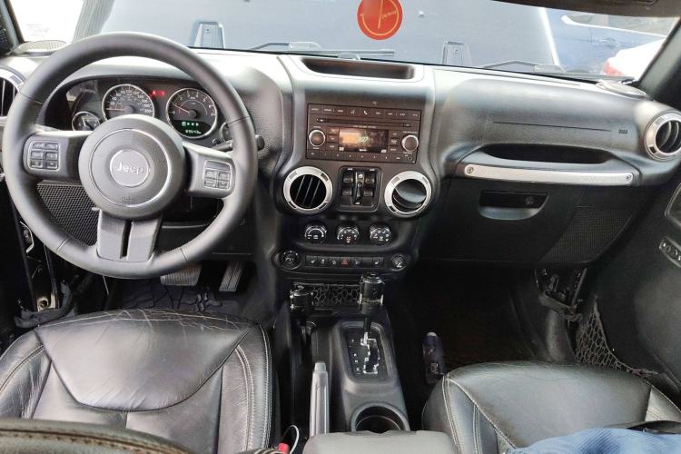 Used Jeep Wrangler 2015 3.0L Sahara Four-Door Comfort Edition