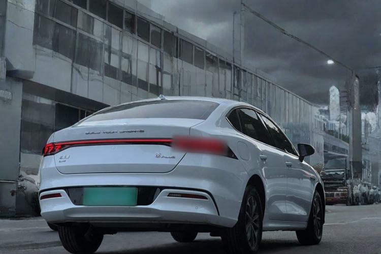 Used BYD Qin PLUS 2024 HONOR Edition DM-i 55KM Leading Model
