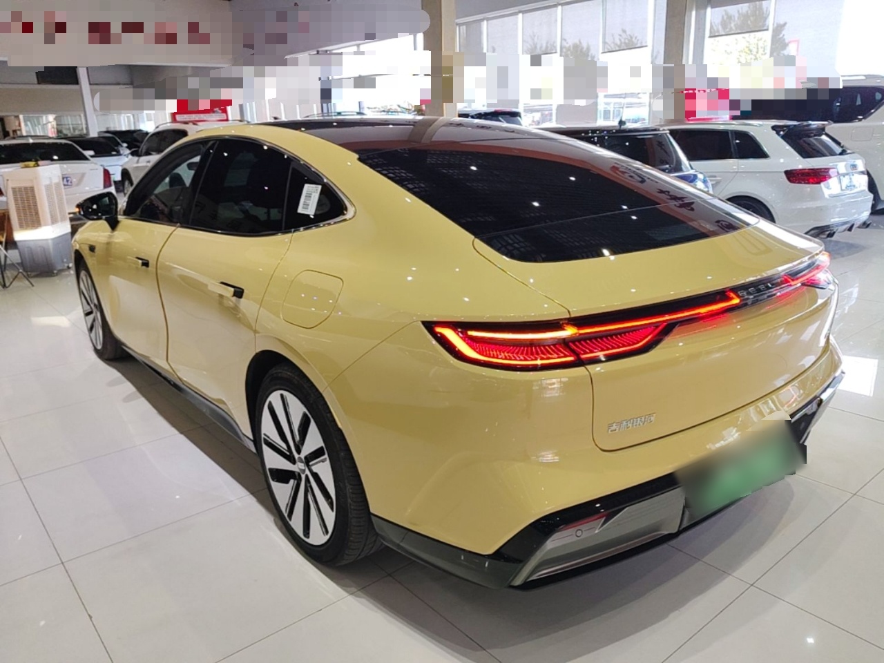 Geely Galaxy E8 2024 665 km Range Rear-Drive Starship Long-Range Version — снимка 4