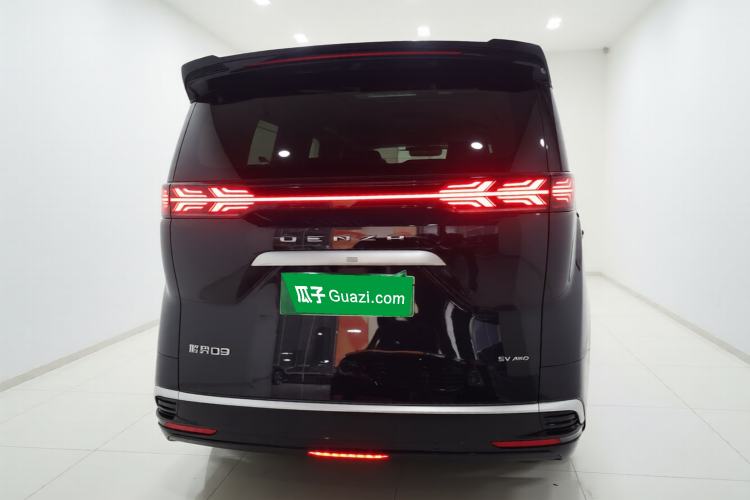 Used Denza D9 2024 EV 600 Four-Wheel-Drive Flagship Model