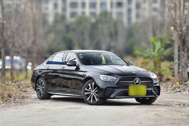 Used Mercedes-Benz E-Class New Energy 2022 Restyled E 350 e L Plug-in Hybrid Sports Sedan Exterior 3