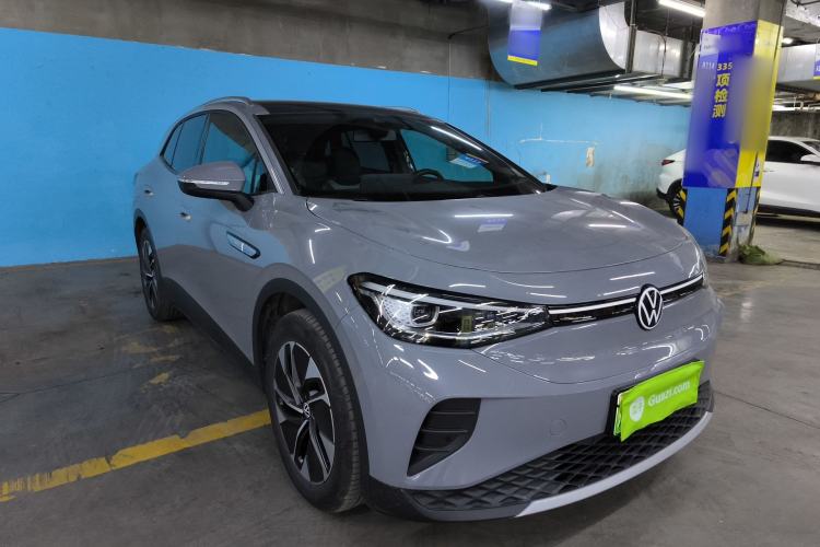 Used Volkswagen ID.4 CROZZ 2022 Pure Edition Limited Edition Front Right 45 Deg