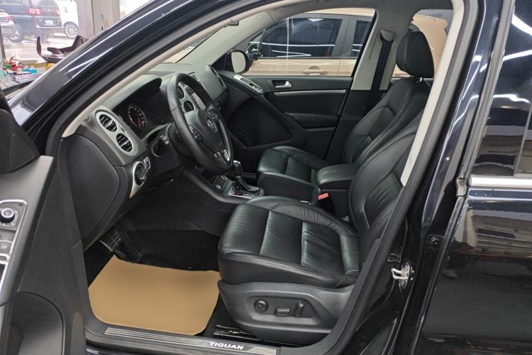 Used Volkswagen Tiguan 2015 1.8TSI Automatic Two-Wheel Drive Luxury Model Left Front Seat