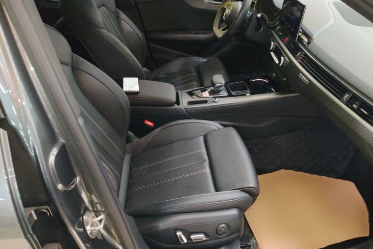 Used Audi A4L 2024 40 TFSI quattro RS Performance Package