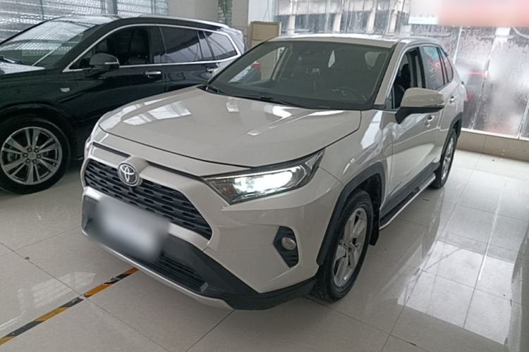 Used Toyota RAV4 2020 2.0L CVT Two-Wheel Drive Fashion PLUS Edition
