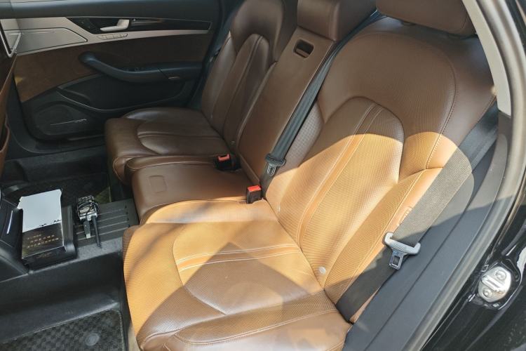 Used Audi A8 2017 A8L 45 TFSI quattro Leading Elite Edition Left Rear Seat