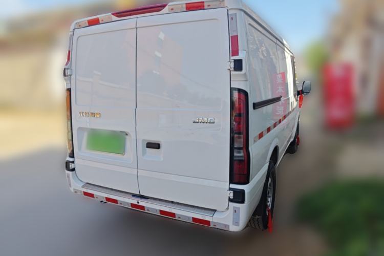 Used JMC Fushun 2023 2.0T Automatic Short-Wheelbase Low-Roof Commercial Van 2/3 Seats with Dual-Opening Tailgate Rear Right 45 Deg