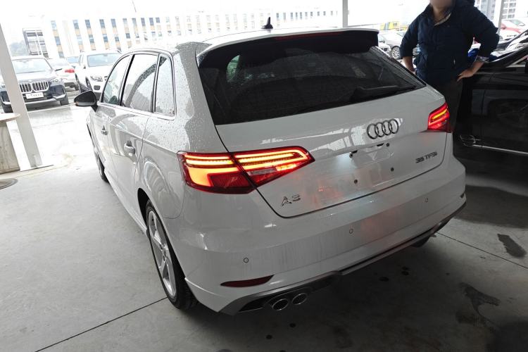 Used Audi A3 2020 Sportback 35 TFSI Fashion Edition China VI Emission Standard
