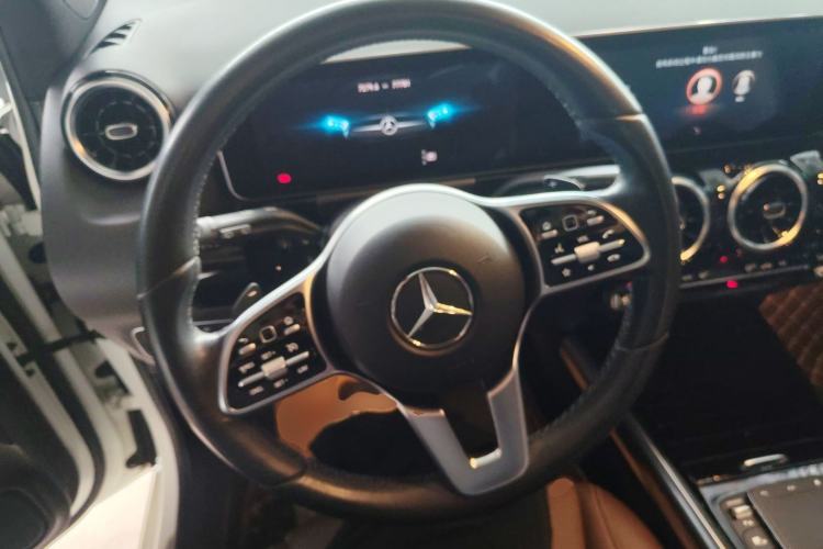 Used Mercedes-Benz B-Class 2020 B 200 Sport Edition Steering Wheel