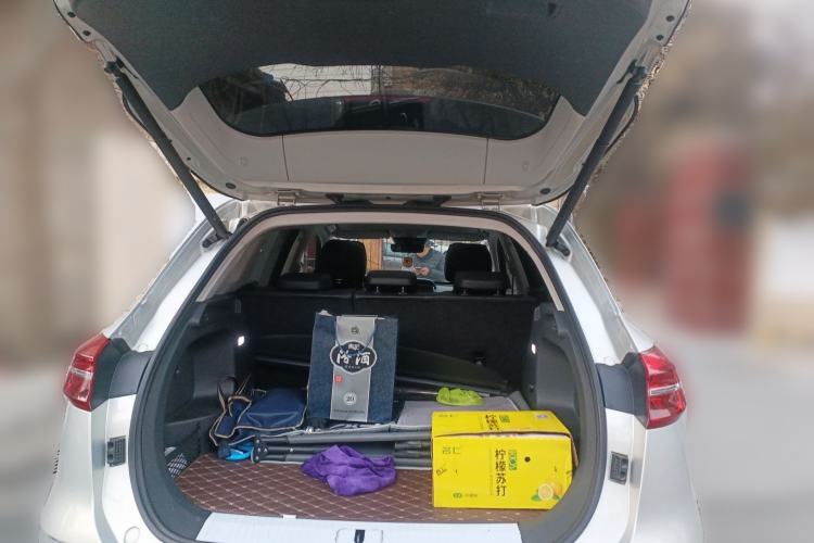 Used Hongqi HS5 2022 Facelifted Version 2.0T Smart Connect Flagship All-Wheel-Drive Edition
