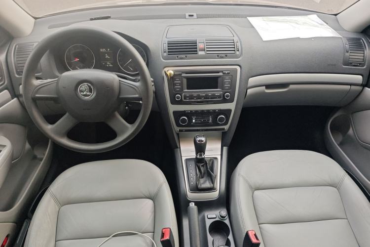 Used Skoda Octavia 2014 1.6L Automatic Yijun Edition
