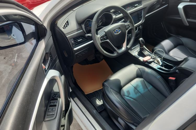 Used Geely Auto Emgrand 2017 Sedan Million Edition 1.5L CVT Upward Version Driver Seat