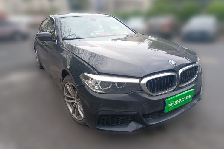 Used BMW 5 Series 2019 Restyled 525Li M Sport Package Front Right 45 Deg