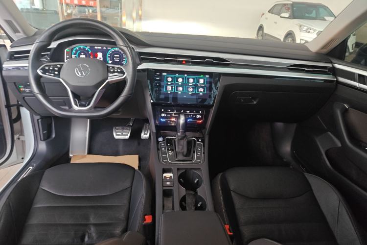 Used Volkswagen FAW-Volkswagen CC 2021 380TSI Striking Edition
