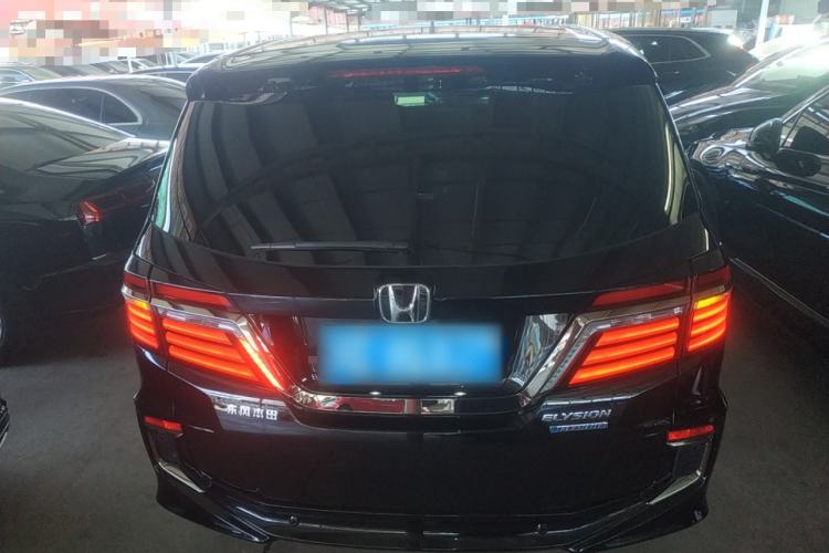 Used Honda Elysion 2019 2.0L Hybrid Luxury Edition Rear