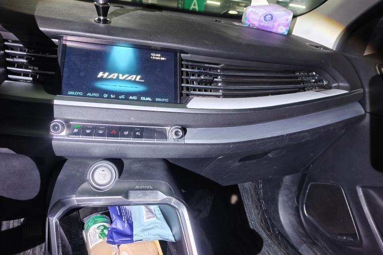 Used Haval H6 2017 Red-Label 1.3T Automatic Two-Wheel Drive ZhiShang Model
