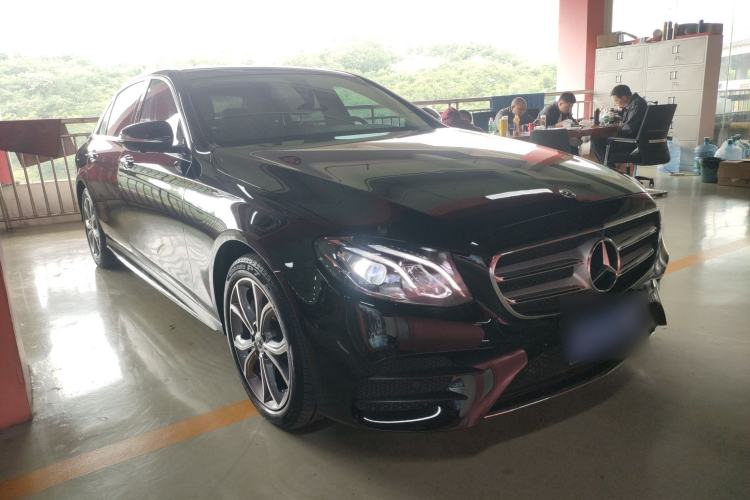 Used Mercedes-Benz E-Class 2020 E 300 L Sporty and Stylish Model Front Right 45 Deg