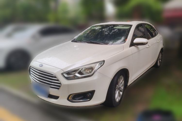 Used Ford Escort 2015 1.5L Automatic Fashion Model