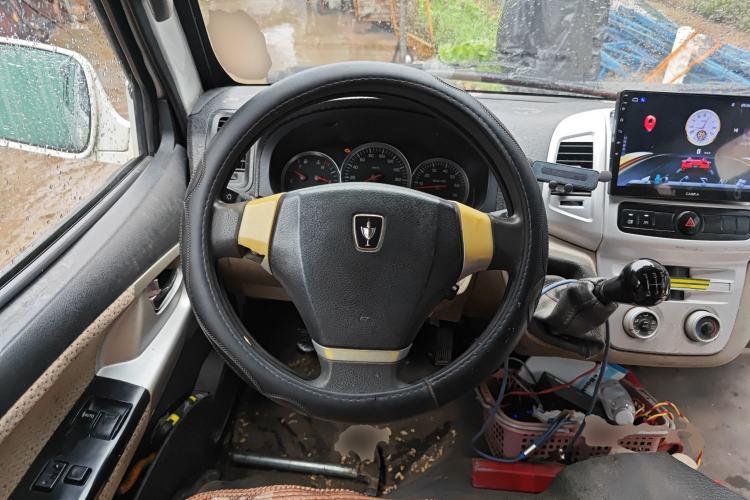 Used Jinbei Hiace 2014 2.0L Comfort Version V19