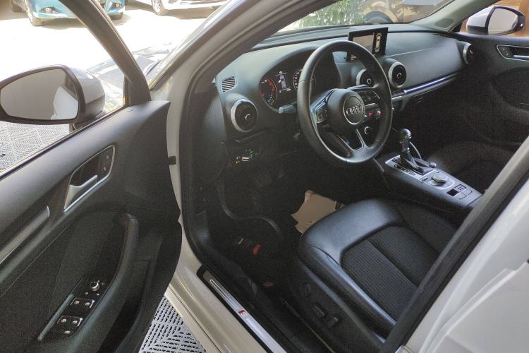 Used Audi A3 2020 Sportback 35 TFSI Fashion Edition China VI Emission Standard
