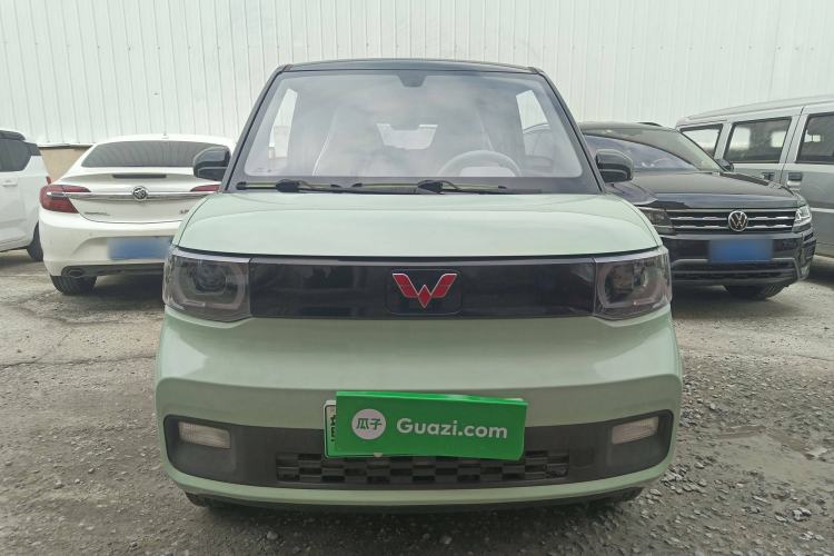 Used Wuling Hongguang MINIEV 2021 Macaron Sandwich Model 120 km Lithium NMC