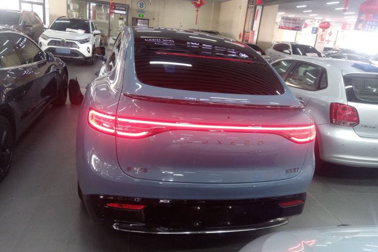 Used Hima Luxeed R7 2024 All-Electric 667 km Max