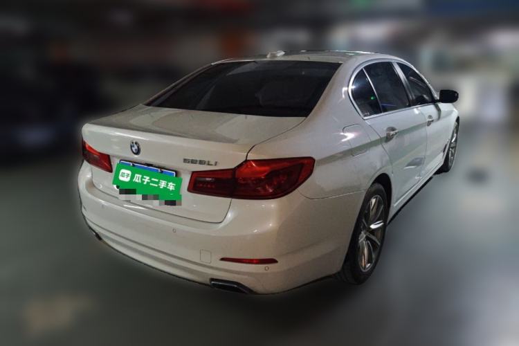 Used BMW 5 Series 2018 528Li Launch Special Edition Rear Right 45 Deg