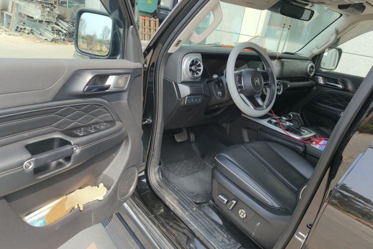 Used Tank 300 2021 City Edition 2.0T—Truly Stylish
