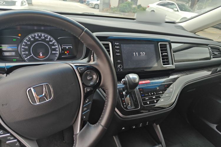 Used Honda Elysion 2019 2.0L Hybrid Luxury Edition
