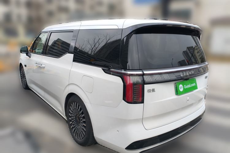 Used Zeekr 009 2022 WE Edition
