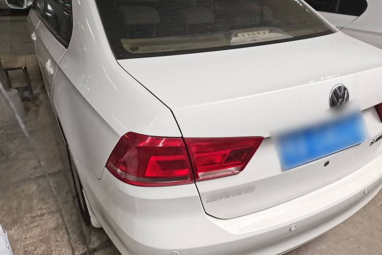 Used Volkswagen Santana 2016 1.6L Automatic Fashion Edition
