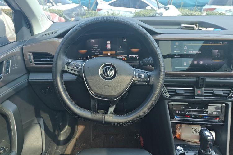 Used Volkswagen Tharu 2022 280TSI Two-Wheel Drive Comfort Edition