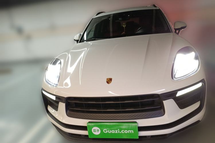 Used Porsche Macan 2023 Macan 2.0T Front